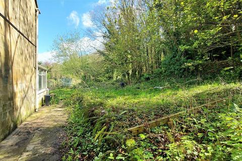 2 bedroom terraced house for sale - Box Hill, Box