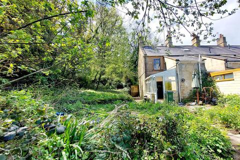 2 bedroom terraced house for sale - Box Hill, Box