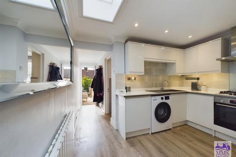 8 Collis Street, Rochester, ME2 3BE