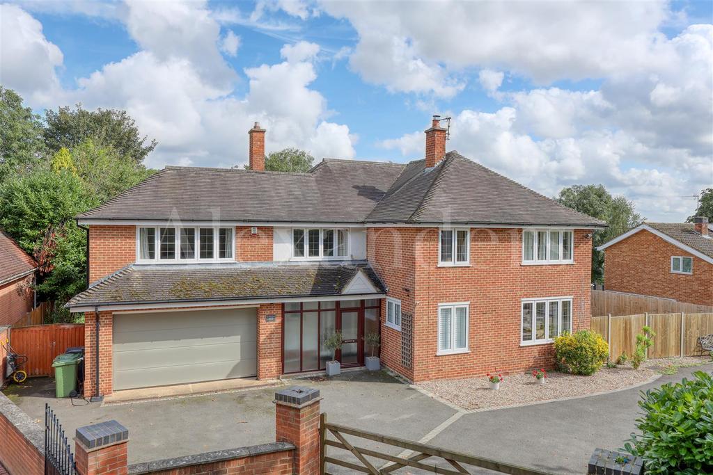 Peppers Lane, Burton Lazars 6 bed detached house for sale £699,000