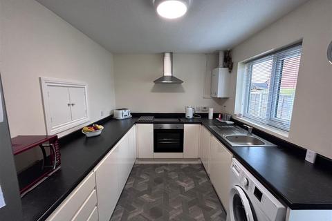2 bedroom detached bungalow to rent - Country Meadows, Market Drayton