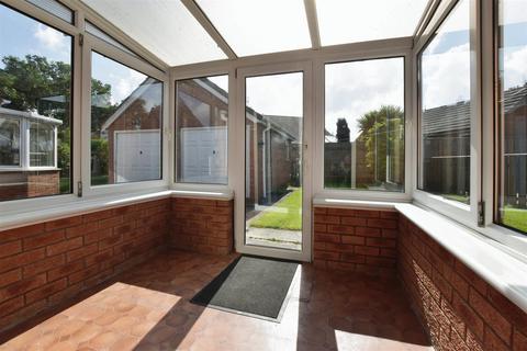 2 bedroom detached bungalow for sale, Fleming Walk, Summergroves Way, Hull