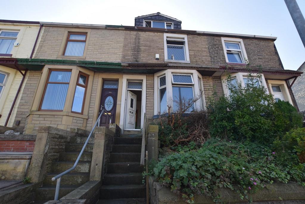 Leeds Road, Nelson 2 bed terraced house for sale £90,000