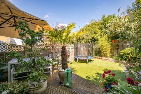 4 Brindwood Road, London, E4 8BH