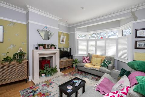4 Brindwood Road, London, E4 8BH