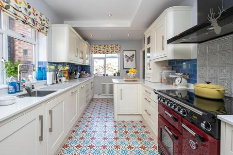 4 Brindwood Road, London, E4 8BH