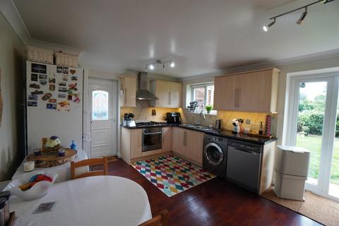 2 Beck Close, Howden, Goole, DN14 7GH