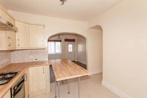 3 bedroom terraced house for sale - New Street, Bolsover, Chesterfield