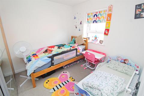 9 Juno Lane, Fairfields, Milton Keynes, MK11 4BE