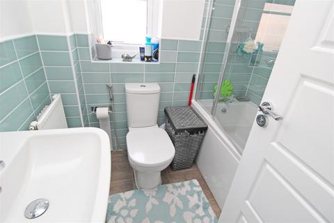 9 Juno Lane, Fairfields, Milton Keynes, MK11 4BE