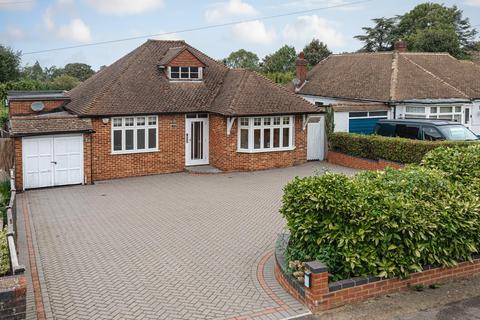36 Great Tattenhams, Epsom, KT18 5SB
