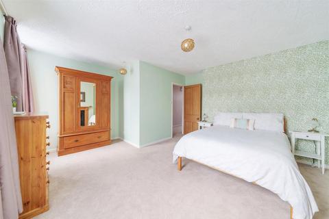 4 Torridge Mount, Bideford, EX39 4EJ