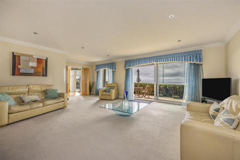 2 bedroom ground floor flat for sale - Marina Close, Boscombe, Bournemouth