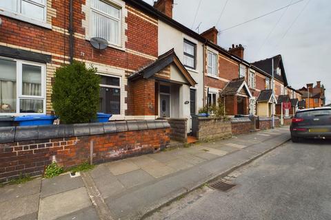 2 bedroom terraced house to rent - Fletcher Road, Stoke, Stoke-On-Trent