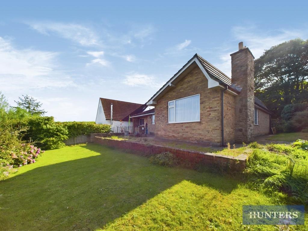 Box Hill, Scarborough 2 bed detached bungalow for sale £280,000