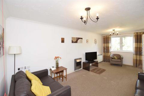 2 bedroom retirement property for sale - Padfield Court, Wembley, Middlesex