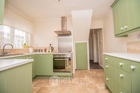 3 Heycroft Drive, Cressing, Braintree, CM77 8JN