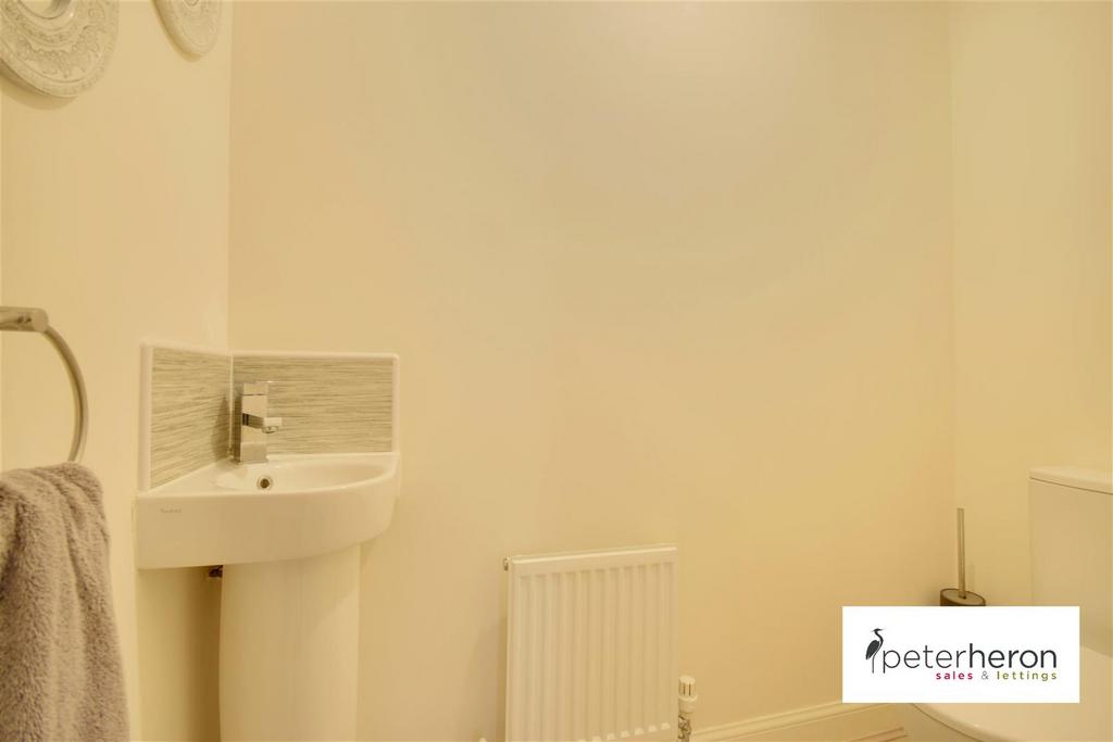 Cloakroom/WC