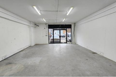 Industrial unit to rent, Unit 3 Arrow Business Centre, 19 Aintree Road, Perivale, UB6 7LA