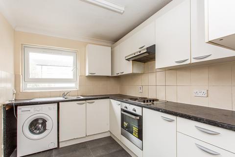 100 Patrick Connolly Gardens, London, E3 3BZ