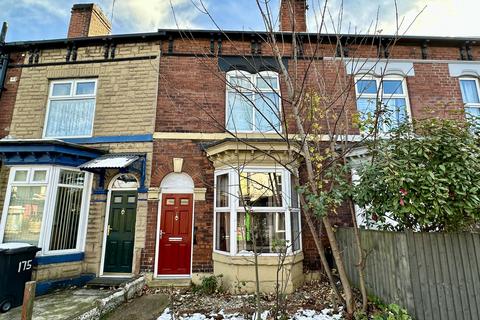 3 bedroom terraced house to rent, 177 Abbeydale Road Sheffield S7 1FG