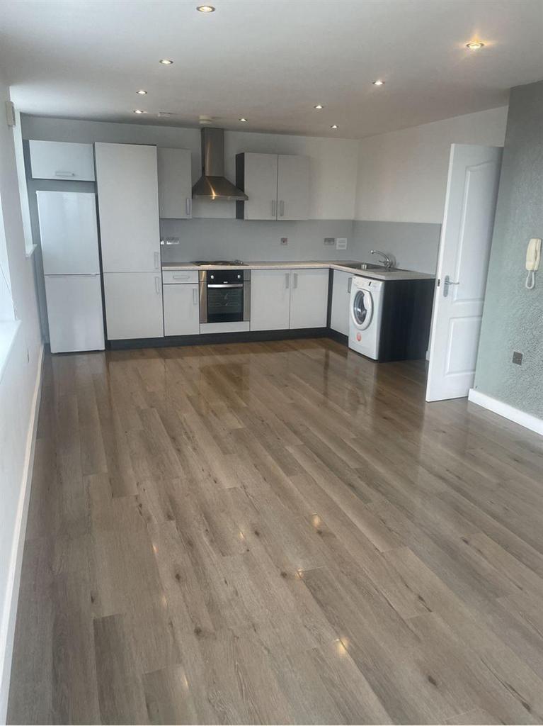 Apartment in Liverpool - View 4