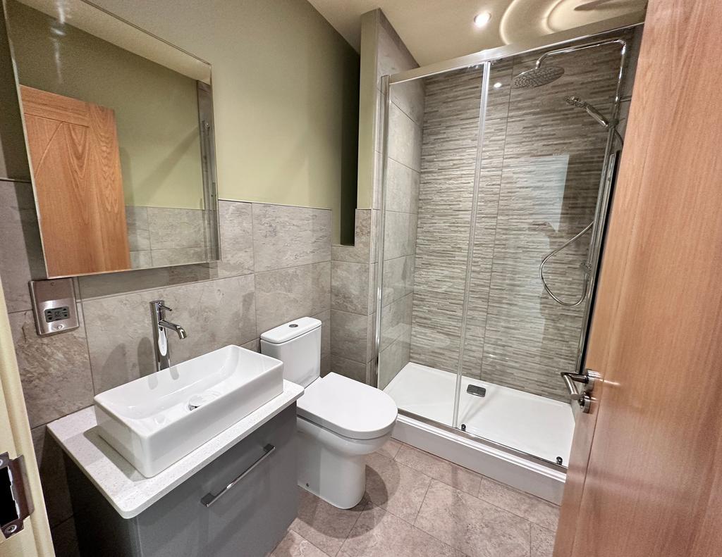 Ensuite