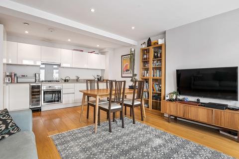 3 bedroom apartment for sale - Holloway Road, London, N7