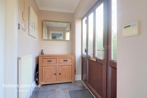 3 bedroom detached bungalow for sale - Marlborough Crescent, Endon, Stoke-On-Trent ST9 9HN