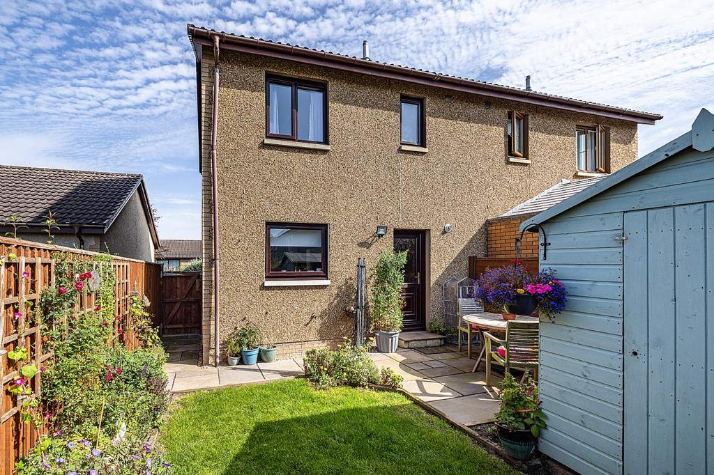 13b St. Cuthberts Drive, St. Boswells TD6 0DF 2 bed semidetached house