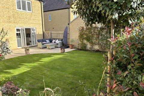 14 Bowen Way, Chipping Norton, OX7 5UZ