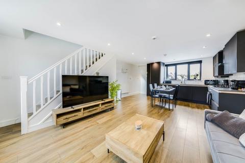 undefined, The Coach House, Sabir Court, Crescent Road, Temple Cowley