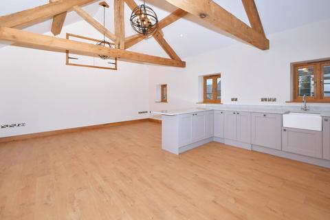 3 bedroom barn conversion to rent, Walton Farm, Walton, ST21