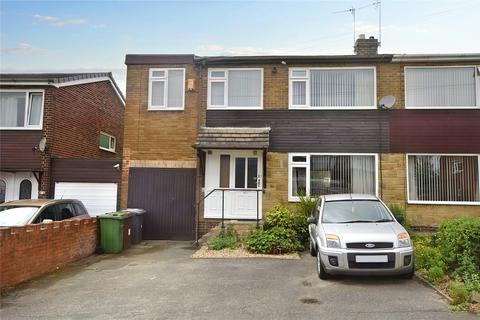 4 bedroom semi-detached house for sale, Parkways Avenue, Oulton, Leeds, West Yorkshire