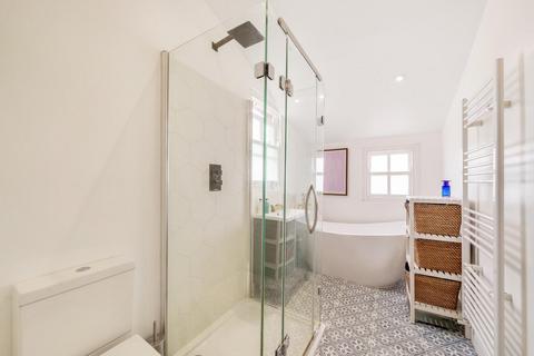 1 Alma Road, London, N10 2NG