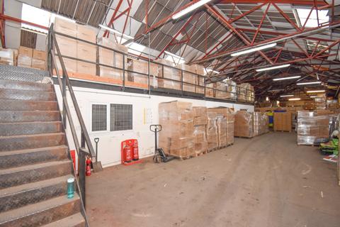 Warehouse to rent, Unit R-1 10 Oakland Road, Leicester
