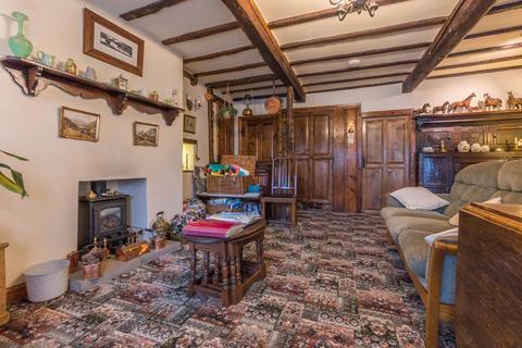 4 bedroom terraced house for sale - 3 Seed Howe Cottages, Staveley