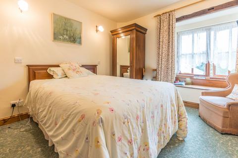 undefined, 3 Seed Howe Cottages, Staveley