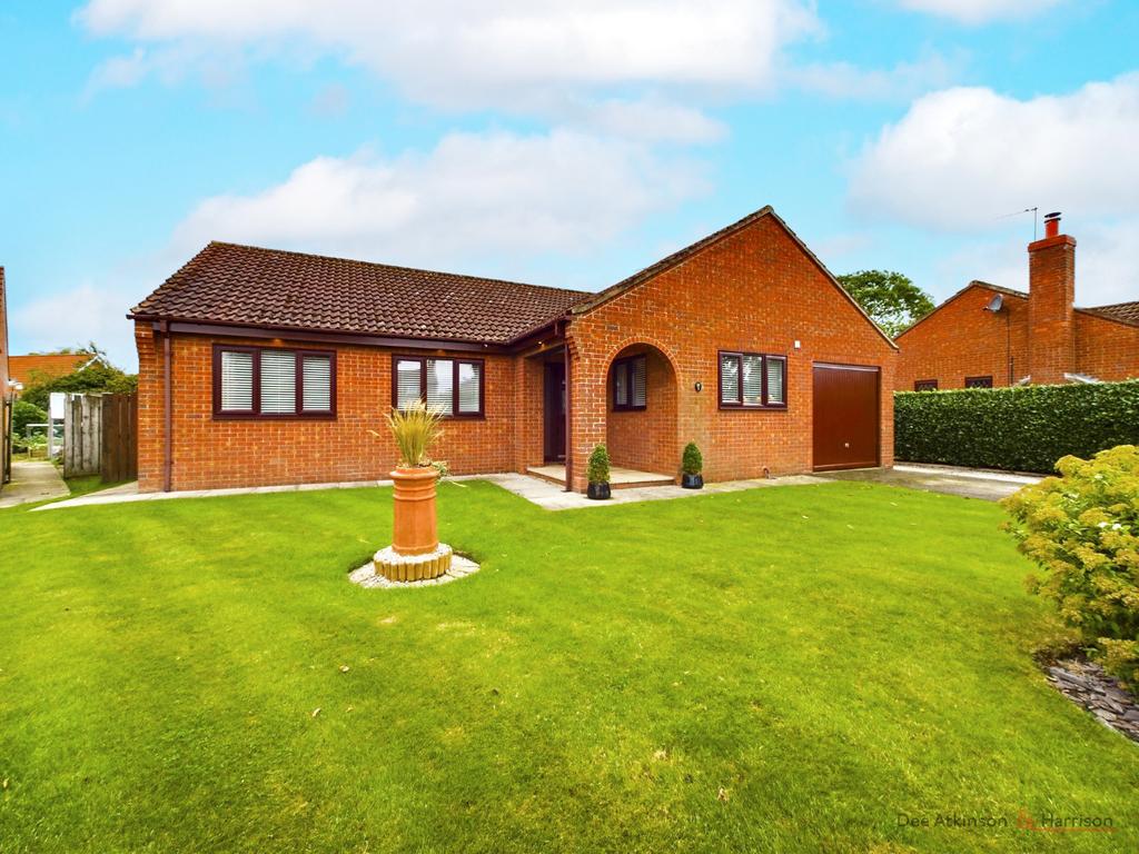Keldgarth, Hutton Cranswick, YO25 9RJ 4 bed detached bungalow for sale