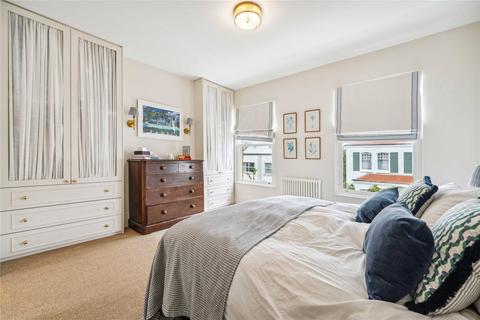 74 Ringford Road, London, SW18 1RR