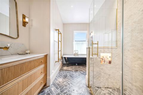 74 Ringford Road, London, SW18 1RR