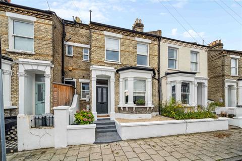 74 Ringford Road, London, SW18 1RR