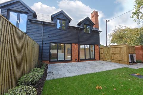 2 bedroom semi-detached house for sale, The Courtyard, off Ockham Road North, West Horsley, Surrey, KT24