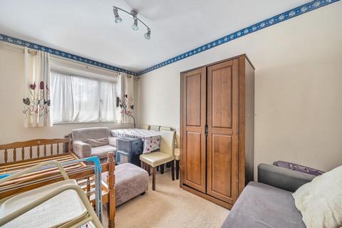 2 bedroom flat for sale - Linden Grove, New Malden