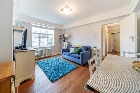 11, Beaumont Court Sutton Lane North, Chiswick, London, W4 4LE