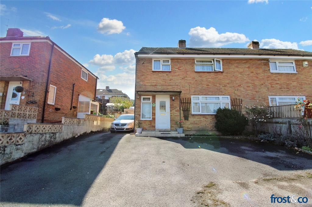 Hudson Close, Alderney, Poole, Dorset, BH12 4 bed semidetached house