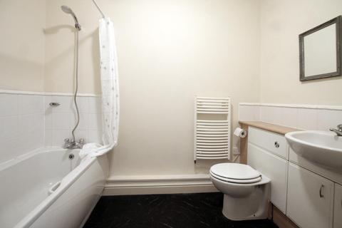 2 bedroom flat to rent, Britannia Wharf, West Yorkshire, Bingley, BD16