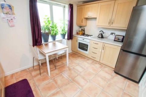 2 bedroom terraced house to rent, Sherman Gardens, Romford, RM6
