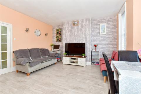 2 bedroom apartment for sale - Queen Street, Ramsgate, Kent