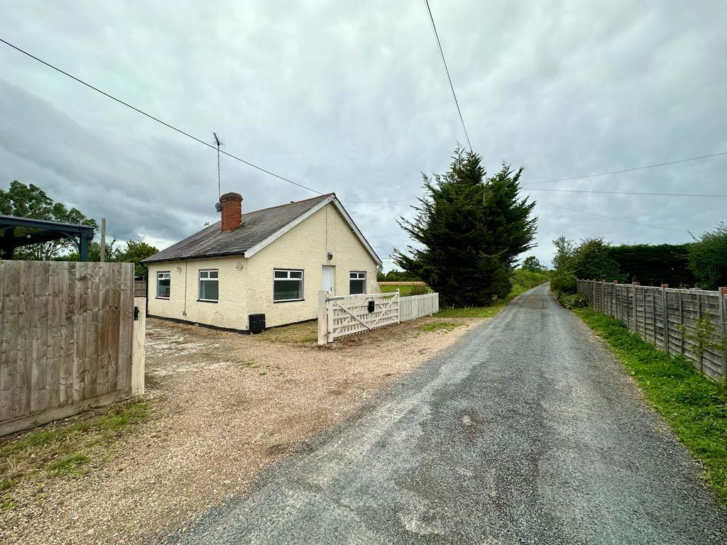 Latchingdon 2 bed bungalow for sale £495,000